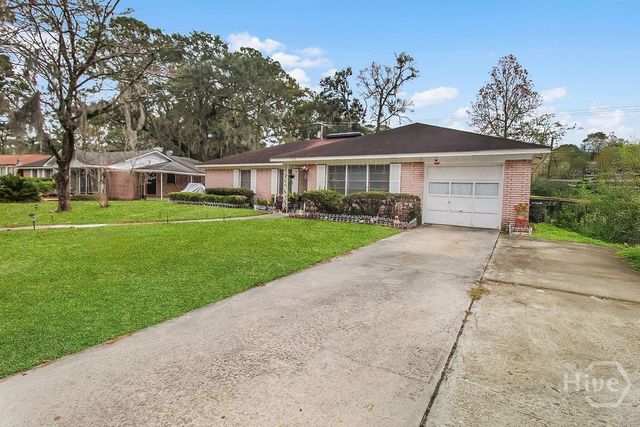 222 Dyches Drive, Savannah, GA 31406