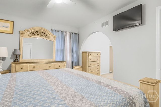 222 Dyches Drive, Savannah, GA 31406