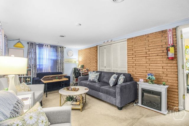 222 Dyches Drive, Savannah, GA 31406