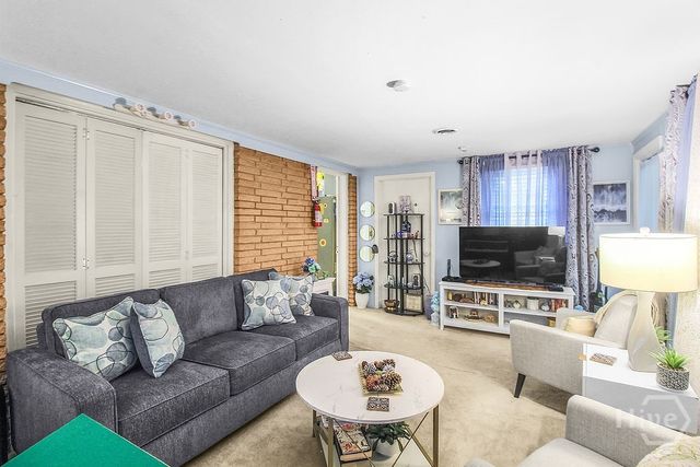 222 Dyches Drive, Savannah, GA 31406