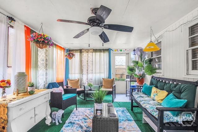 222 Dyches Drive, Savannah, GA 31406