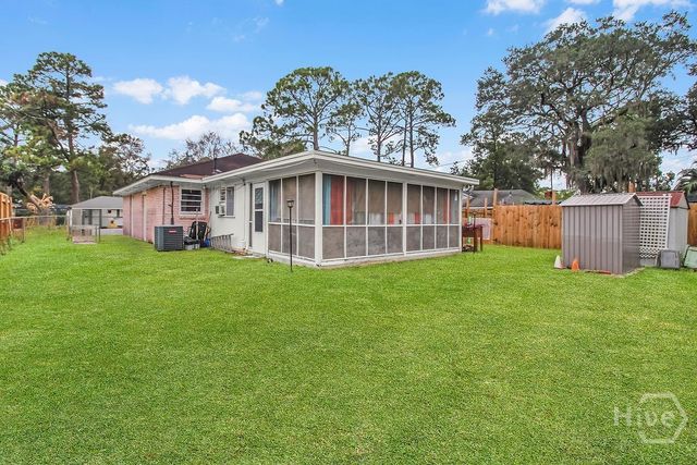 222 Dyches Drive, Savannah, GA 31406