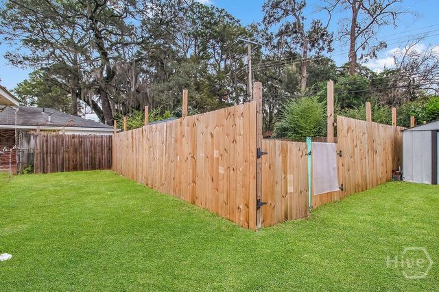 222 Dyches Drive, Savannah, GA 31406