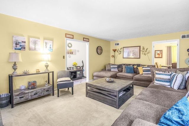 222 Dyches Drive, Savannah, GA 31406