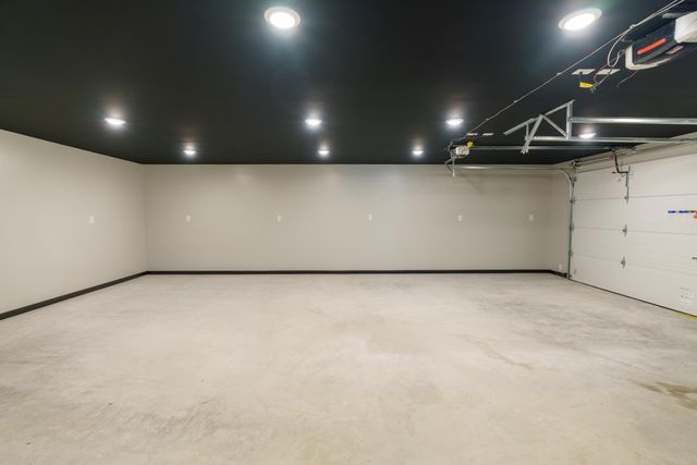 2552 BEDFORD LOOP, North Pole, AK 99705