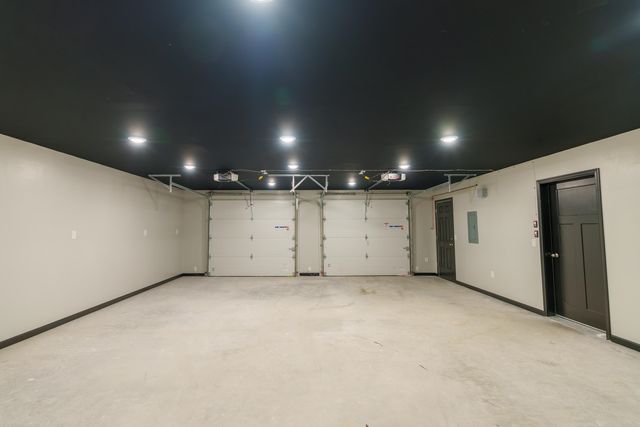 2552 BEDFORD LOOP, North Pole, AK 99705