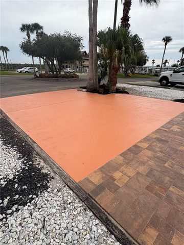9000 US HIGHWAY 192 327, Clermont, FL 34714
