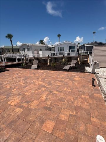 9000 US HIGHWAY 192 327, Clermont, FL 34714
