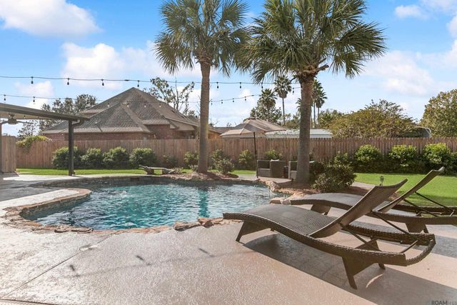 44388 Stringer Bridge Rd, St Amant, LA 70774