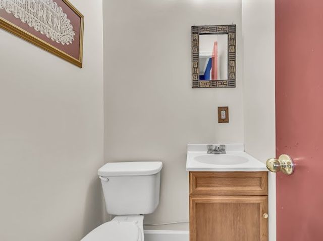 4537 Louise Creek Rd, Cunningham, TN 37052