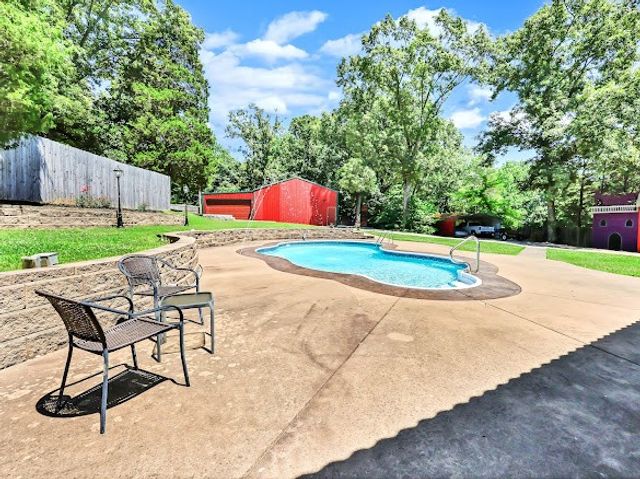 4537 Louise Creek Rd, Cunningham, TN 37052