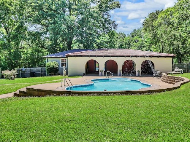 4537 Louise Creek Rd, Cunningham, TN 37052
