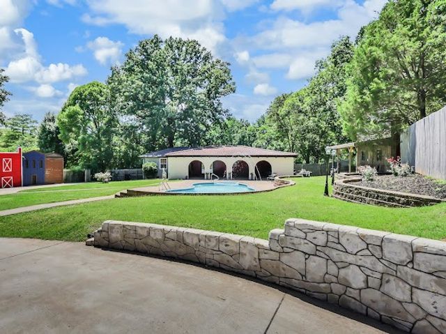 4537 Louise Creek Rd, Cunningham, TN 37052