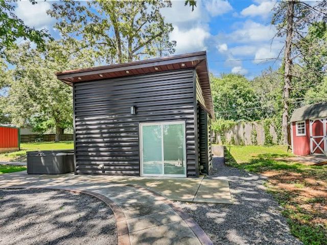 4537 Louise Creek Rd, Cunningham, TN 37052