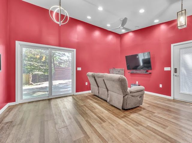 4537 Louise Creek Rd, Cunningham, TN 37052