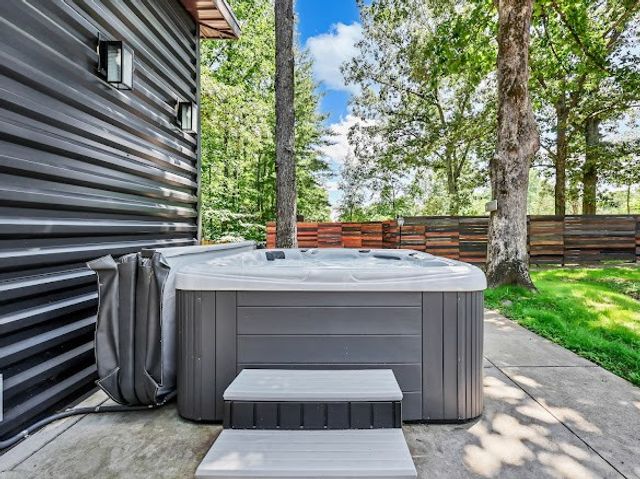 4537 Louise Creek Rd, Cunningham, TN 37052