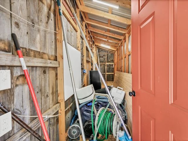 4537 Louise Creek Rd, Cunningham, TN 37052