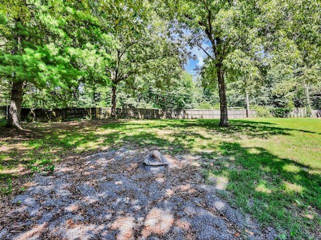 4537 Louise Creek Rd, Cunningham, TN 37052