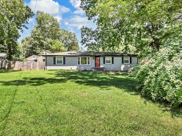 4537 Louise Creek Rd, Cunningham, TN 37052