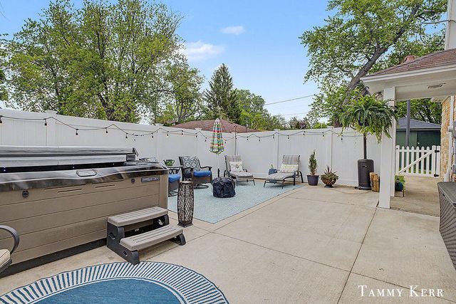 1159 S Shore Drive, Holland, MI 49423
