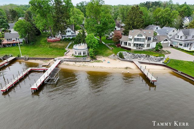 1159 S Shore Drive, Holland, MI 49423