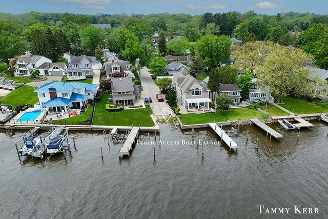 1159 S Shore Drive, Holland, MI 49423