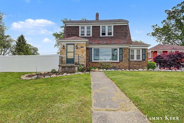 1159 S Shore Drive, Holland, MI 49423