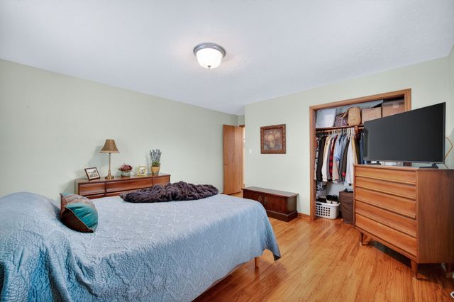 1511 Lewis Avenue, Des Moines, IA 50315