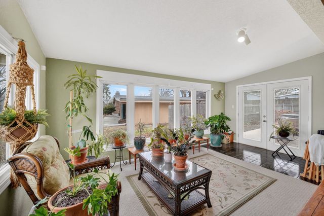 1511 Lewis Avenue, Des Moines, IA 50315