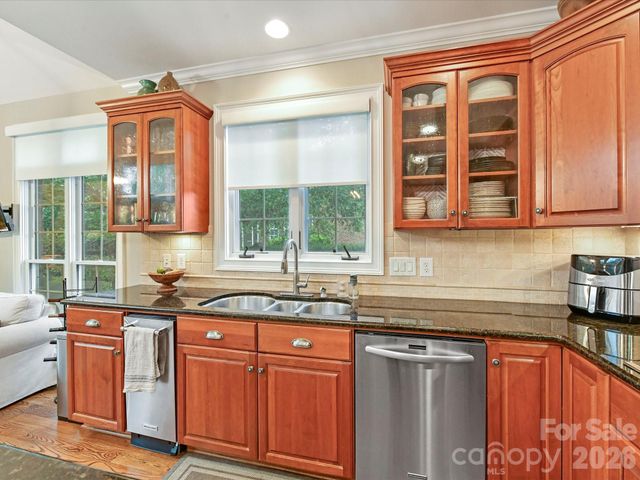 6114 Four Wood Drive, Matthews, NC 28104