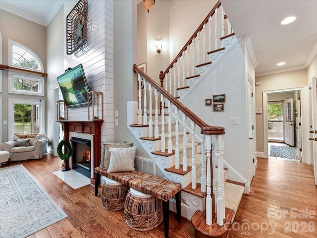 6114 Four Wood Drive, Matthews, NC 28104