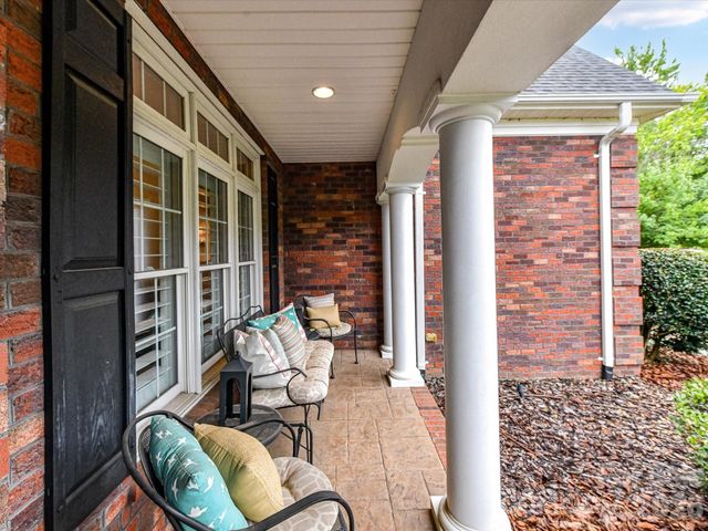 6114 Four Wood Drive, Matthews, NC 28104