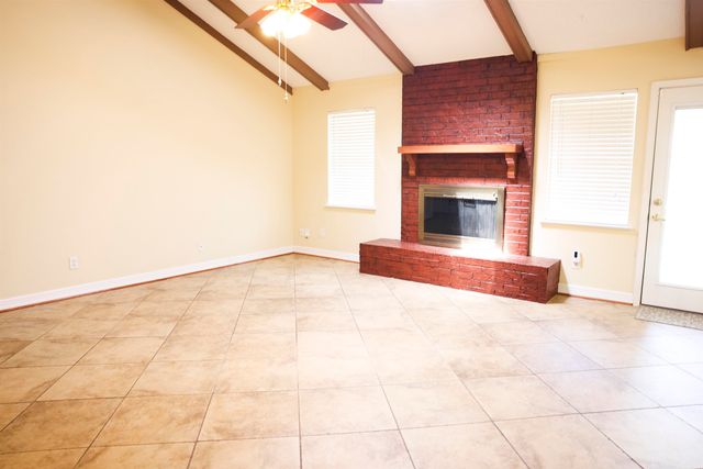 6610 Wedgewood Dr, Beaumont, TX 77706