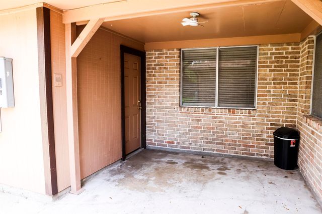 6610 Wedgewood Dr, Beaumont, TX 77706