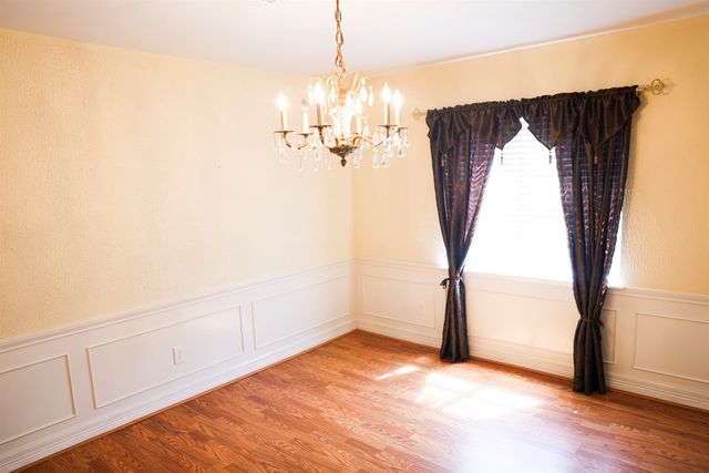 6610 Wedgewood Dr, Beaumont, TX 77706