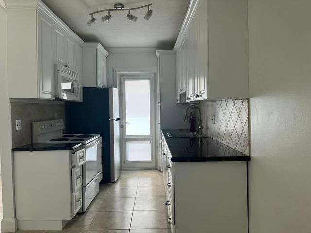 1481 S Ocean Blvd Apt 232C, Lauderdale By The Sea, FL 33062