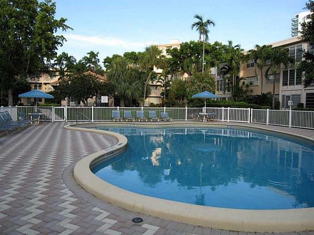 1481 S Ocean Blvd Apt 232C, Lauderdale By The Sea, FL 33062