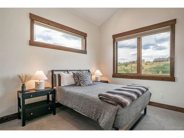 158 Hay Meadow Dr, Fraser, CO 80442