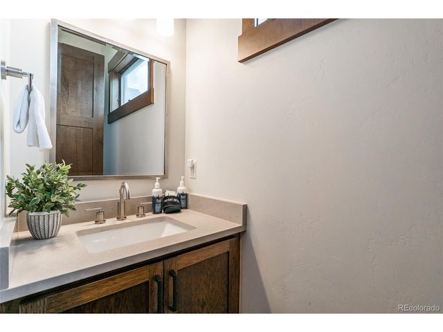 158 Hay Meadow Dr, Fraser, CO 80442