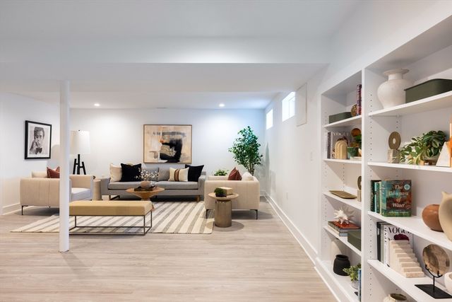 60 Alberta Rd, Brookline, MA 02467