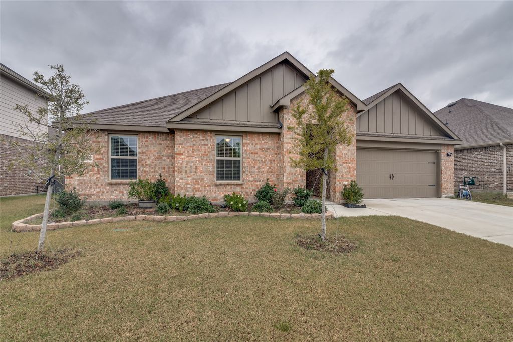 8366 Slowburn Drive, Garland, TX 75043