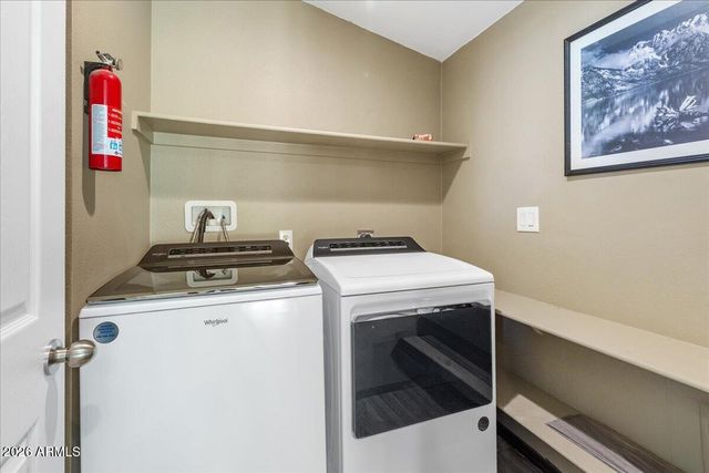 325 E HOUSTON Road, Paulden, AZ 86334