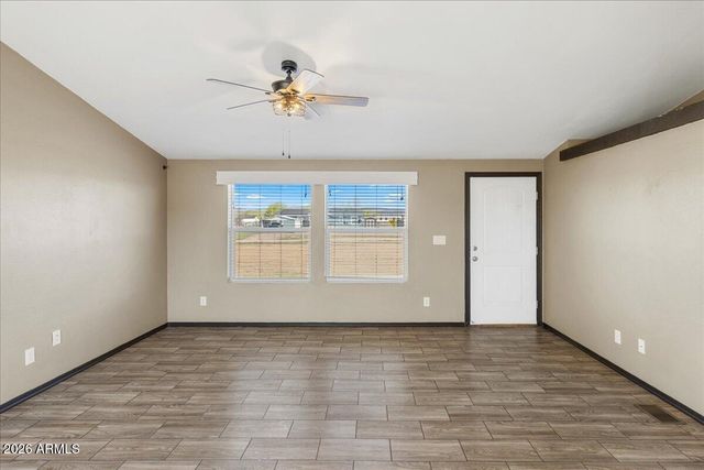 325 E HOUSTON Road, Paulden, AZ 86334