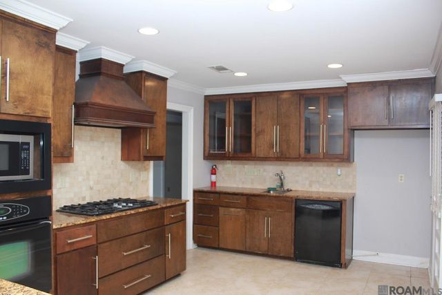 336 Seyburn Dr, Baton Rouge, LA 70808