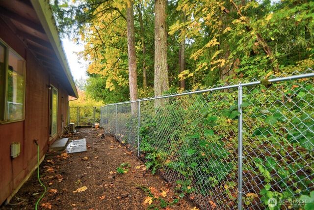 7640 Mesplay Avenue SE, Lacey, WA 98503