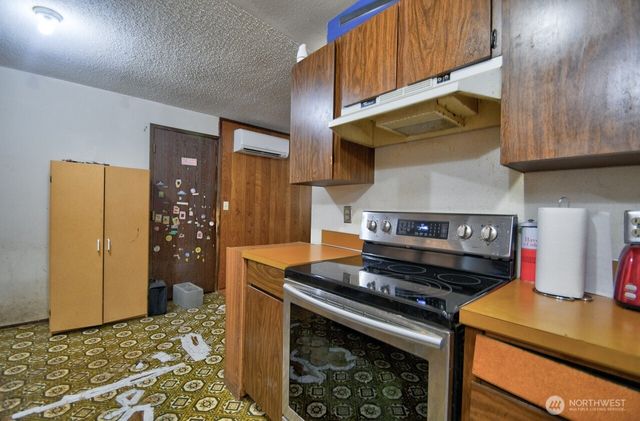 7640 Mesplay Avenue SE, Lacey, WA 98503