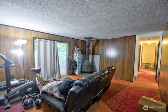 7640 Mesplay Avenue SE, Lacey, WA 98503