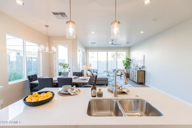 3726 E Flower Street, Phoenix, AZ 85018