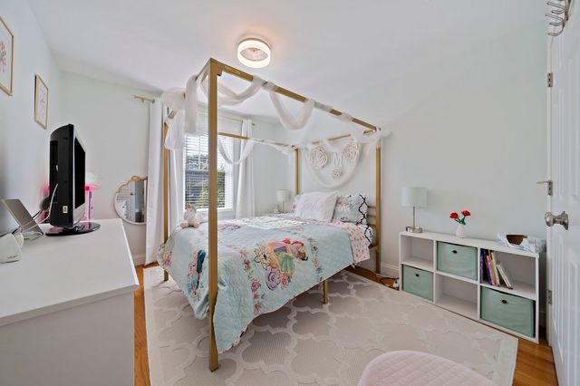 43 Plymouth St 43, Canton, MA 02021