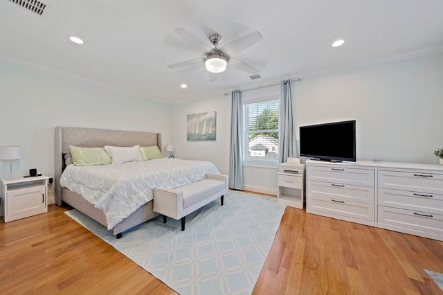 43 Plymouth St 43, Canton, MA 02021
